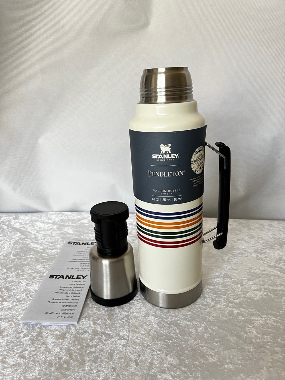 Stanley Pendleton Collection Vacuum Bottle Thermos Cream Stripe Hot-Cold-Iced